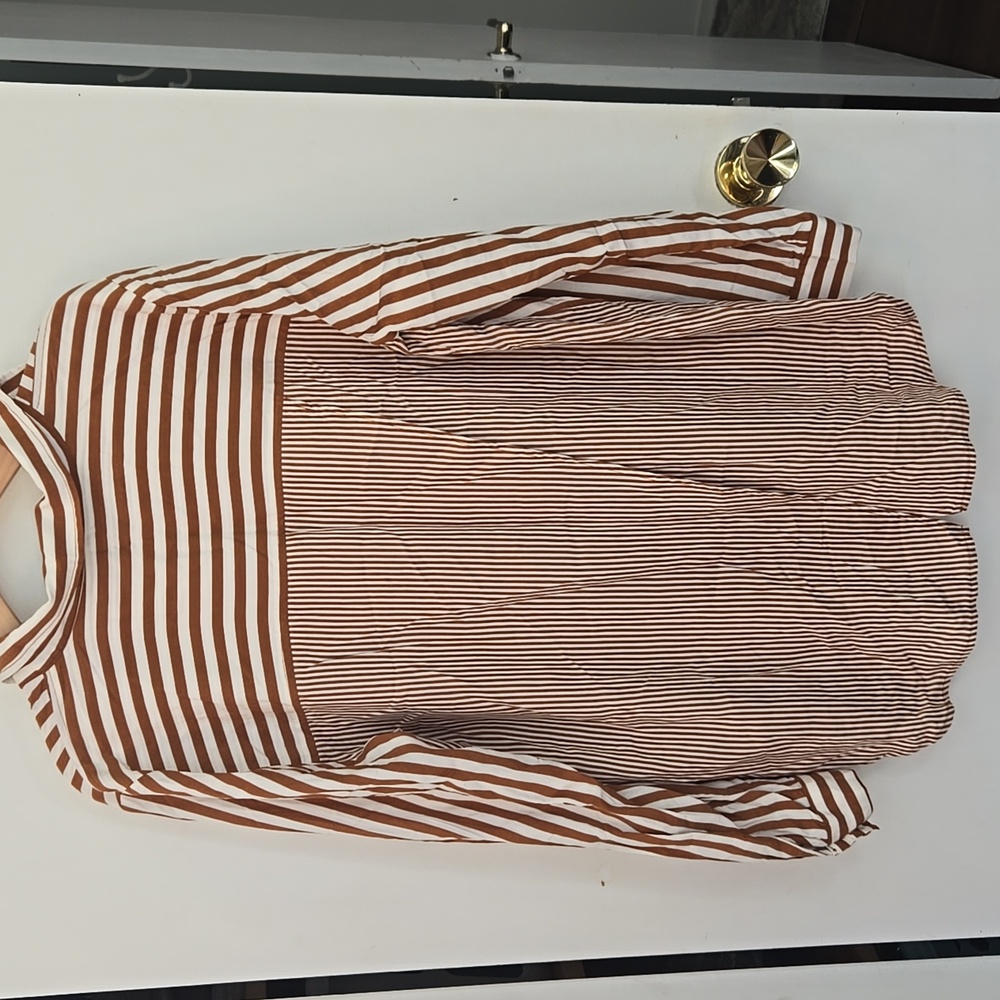 Jane + Delancy Striped Button Down - Picture 3 of 8